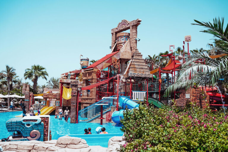 Amusement And Waterparks